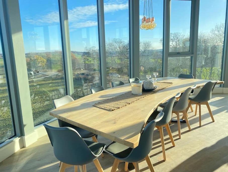 Luxury Converted Water Tower In Flockton Villa Emley Eksteriør billede